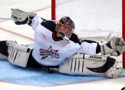 PG世界杯2026-F1新赛季揭幕战之夜，库里让比赛提前失去悬念